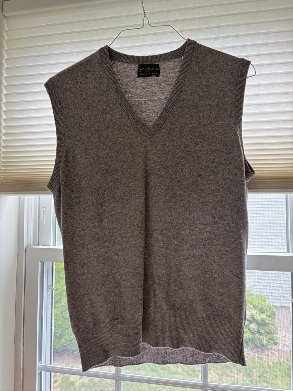 Vintage 100% Cashmere V-Neck Sweater Vest - Gray (size small!)